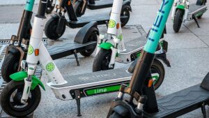 E-Scooter: Wie umweltfreundlich sind die beliebten Roller?