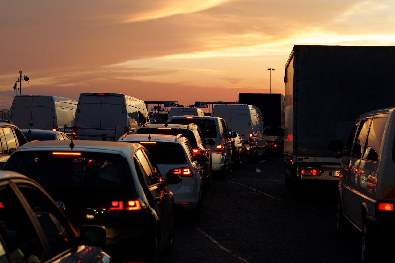 Stau aus dem Nichts: Warum unsere Straßen plötzlich verstopfen