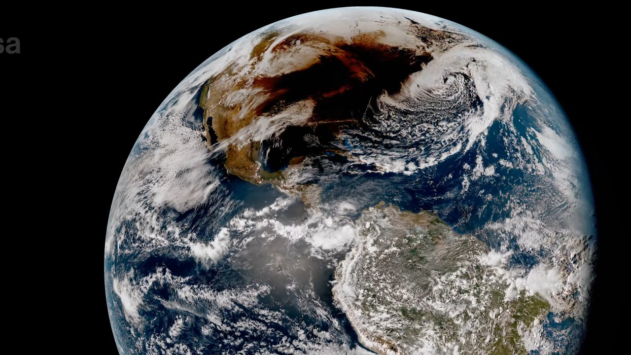 Bild der Woche: die Sonnenfinsternis vom Weltraum aus