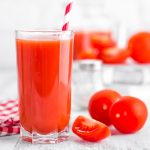 Warum trinken so viele Fluggäste Tomatensaft?