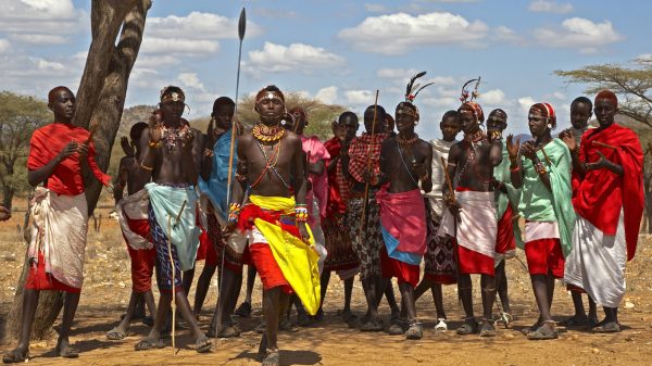 Überleben in freier Natur: die genialen Fähigkeiten indigener Völker