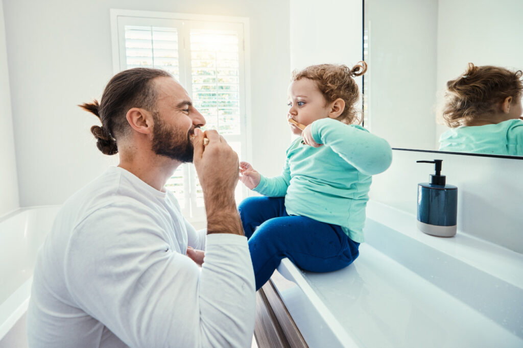 Wozu dienen Fluoride in Zahnpasta und wann können sie schädlich sein?